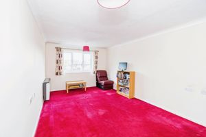 LIVING ROOM- click for photo gallery
